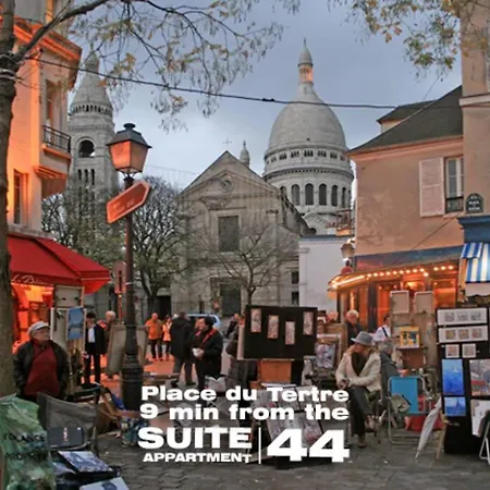 Refined In Montmartre פריז